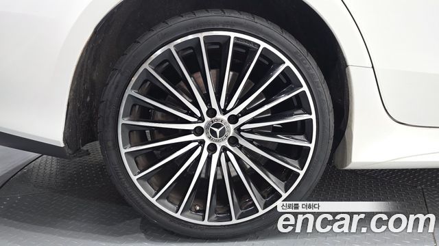 Mercedes-Benz CLS-Class (C257) CLS450 4MATIC 2023 — фото 5