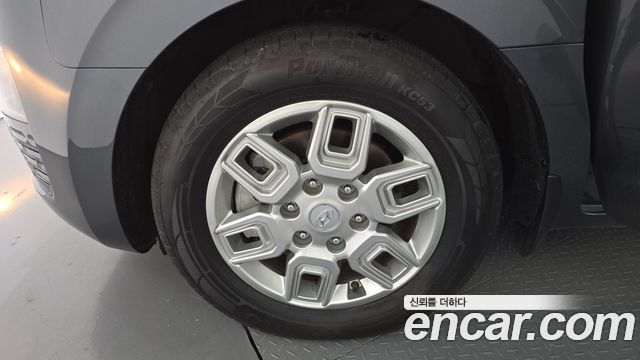 Hyundai Staria Cargo 5-Seater Modern 2023 — фото 5