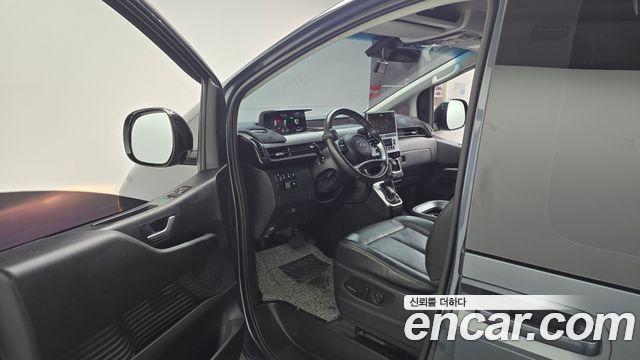 Hyundai Staria Cargo 5-Seater Modern 2023 — фото 10