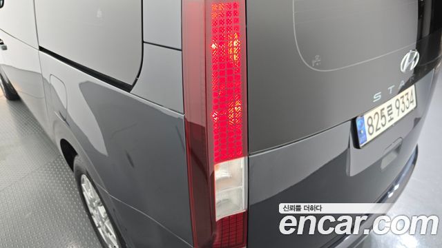 Hyundai Staria Cargo 5-Seater Modern 2023 — фото 23