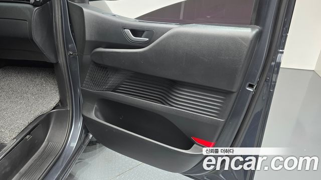 Hyundai Staria Cargo 5-Seater Modern 2023 — фото 25