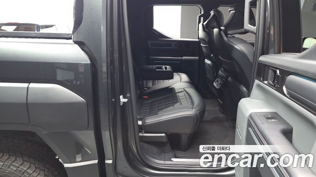 Kia Tasman 2.5T Gasoline 4WD X-Pro 2026 — фото 11