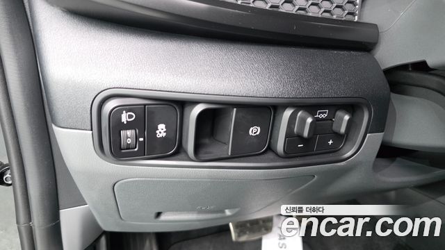 Kia Tasman 2.5T Gasoline 4WD X-Pro 2026 — фото 20