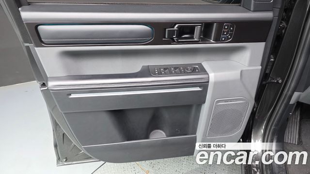 Kia Tasman 2.5T Gasoline 4WD X-Pro 2026 — фото 24