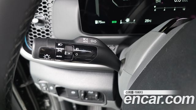Kia Tasman 2.5T Gasoline 4WD X-Pro 2026 — фото 27