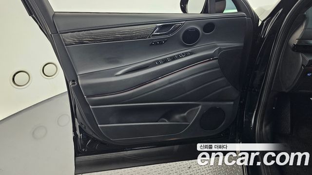 Genesis GV80 Coupe 3.5T e-S/C Gasoline AWD black 2026 — фото 30