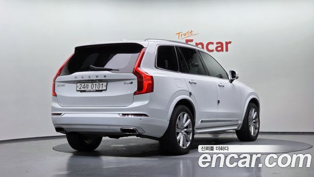 Volvo XC90 (II) D5 Inscription 2017 — фото 2