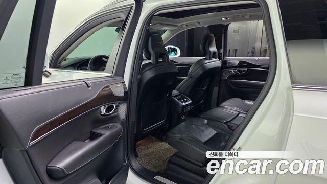 Volvo XC90 (II) D5 Inscription 2017 — фото 32