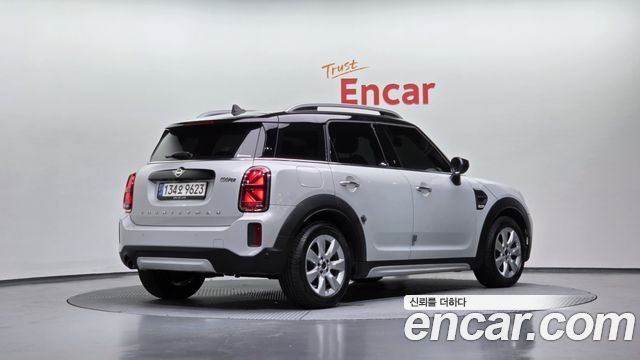 MINI Cooper Countryman Classic 2nd 2022 — фото 2