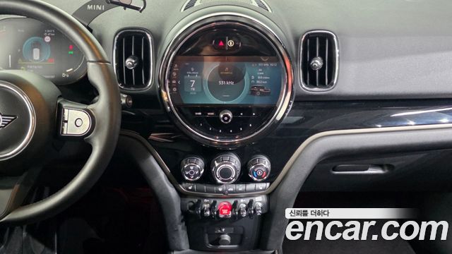 MINI Cooper Countryman Classic 2nd 2022 — фото 14