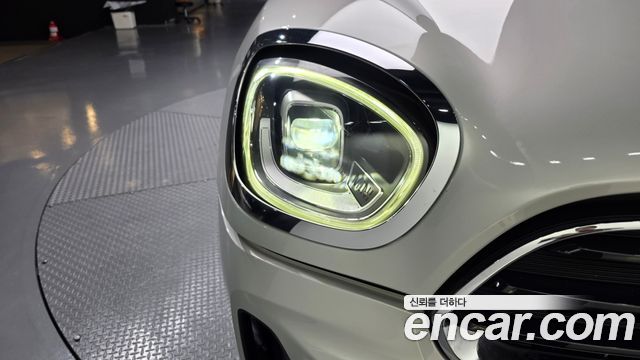 MINI Cooper Countryman Classic 2nd 2022 — фото 22