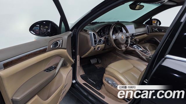 Porsche Cayenne 4.8 Turbo S 958 2014 — фото 10