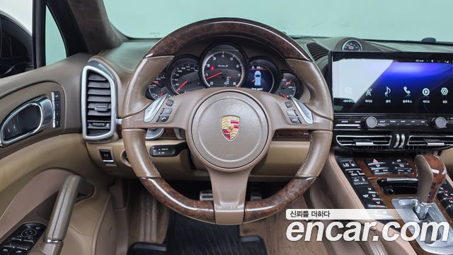 Porsche Cayenne 4.8 Turbo S 958 2014 — фото 13