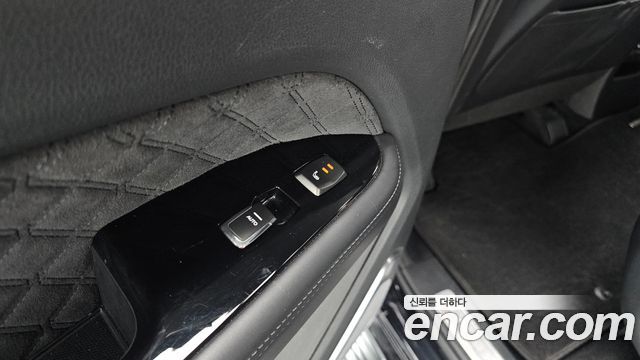 KG Mobility (SsangYong) Rexton Diesel 2.2 4WD The Black 2021 — фото 37