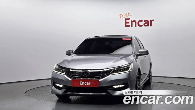 Honda Accord 2.4 9th 2017 — фото 3