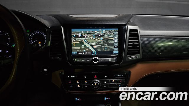KG Mobility (SsangYong) Rexton Sports Khan Diesel 2.2 4WD Noblesse (5-Link) 2021 — фото 13