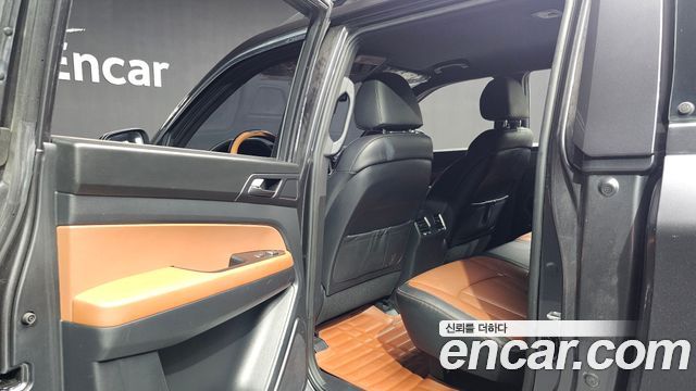 KG Mobility (SsangYong) Rexton Sports Khan Diesel 2.2 4WD Noblesse (5-Link) 2021 — фото 18