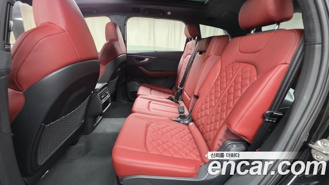 Audi SQ7 (4M) 4.0 TFSI Quattro 2026 — фото 12