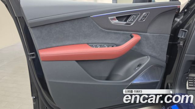 Audi SQ7 (4M) 4.0 TFSI Quattro 2026 — фото 24