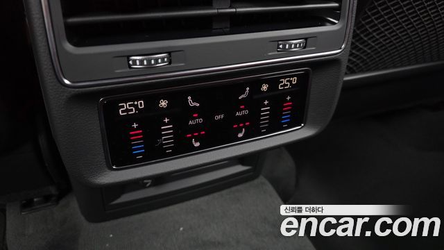 Audi SQ7 (4M) 4.0 TFSI Quattro 2026 — фото 32