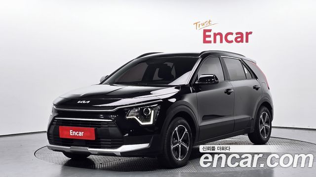 Kia Niro Trendy 2024 — фото 1