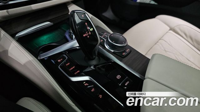 BMW 6 Series GT (G32) 630i xDrive M Sport 2021 — фото 9
