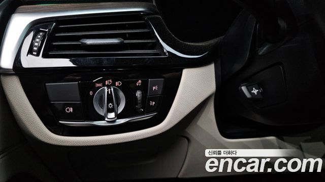 BMW 6 Series GT (G32) 630i xDrive M Sport 2021 — фото 34