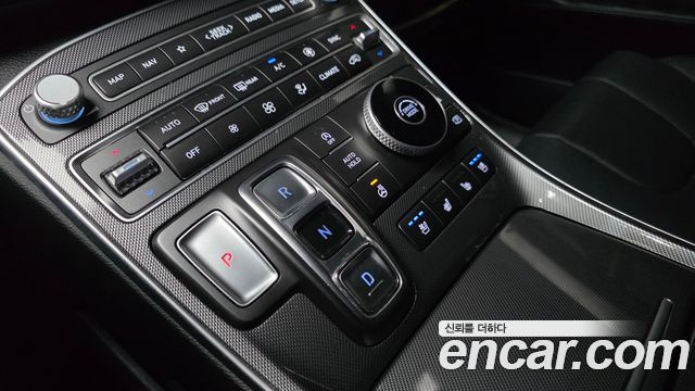 Hyundai Santa Fe Diesel 2.2 2WD Exclusive 2022 — фото 9