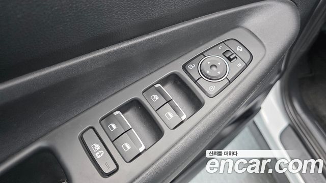 Hyundai Santa Fe Diesel 2.2 2WD Exclusive 2022 — фото 12