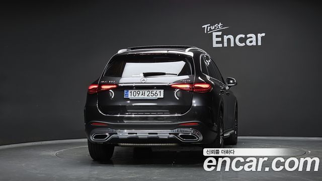 Mercedes-Benz GLC-Class (X254) GLC300 4MATIC AMG Line 2024 — фото 4