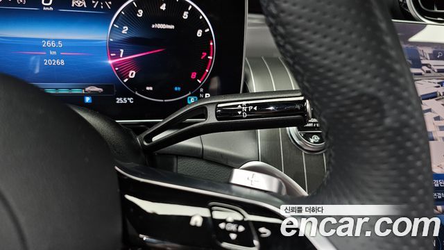 Mercedes-Benz GLC-Class (X254) GLC300 4MATIC AMG Line 2024 — фото 9