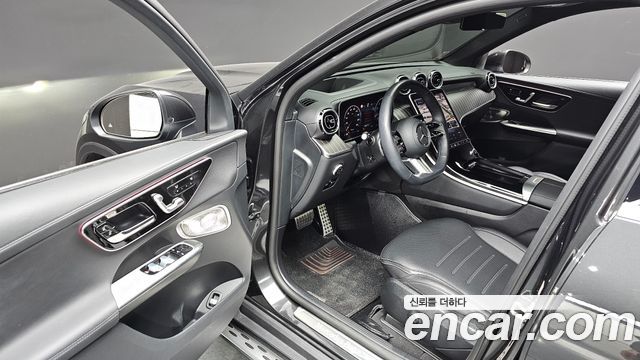 Mercedes-Benz GLC-Class (X254) GLC300 4MATIC AMG Line 2024 — фото 15