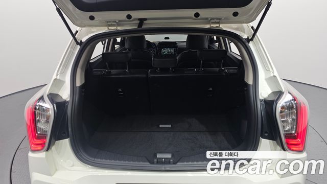 KG Mobility (SsangYong) Very New Tivoli Gasoline 1.5 2WD V3 2022 — фото 20