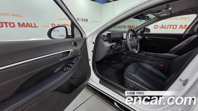Hyundai Sonata The Edge (DN8) 2.0 Exclusive 2024 — фото 16