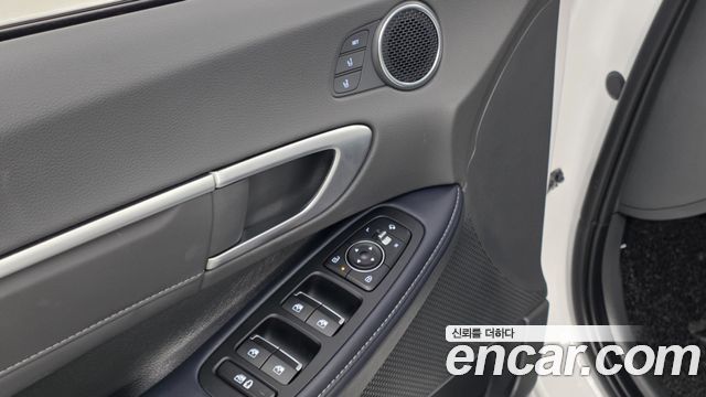 Hyundai Sonata The Edge (DN8) 2.0 Exclusive 2024 — фото 18