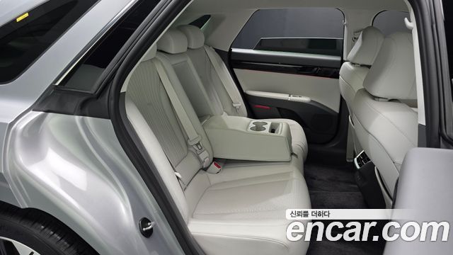 Hyundai Grandeur (GN7) 3.5 Gasoline 2WD Exclusive 2023 — фото 15