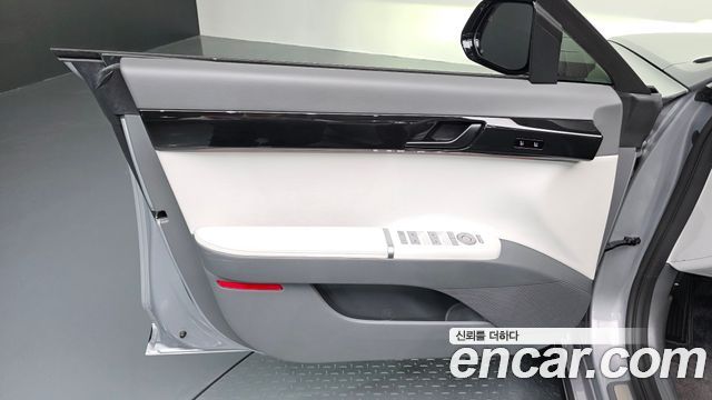 Hyundai Grandeur (GN7) 3.5 Gasoline 2WD Exclusive 2023 — фото 30