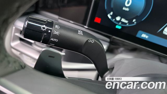 Hyundai Grandeur (GN7) 3.5 Gasoline 2WD Exclusive 2023 — фото 35