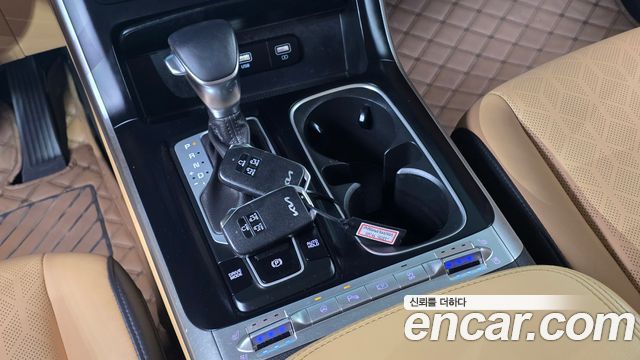 Kia Carnival (IV) Diesel 9-Seater Prestige 2023 — фото 9