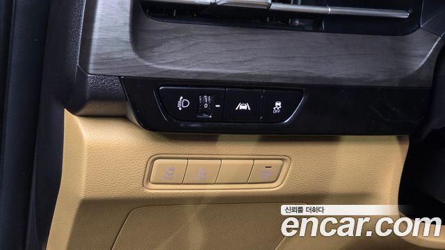 Kia Carnival (IV) Diesel 9-Seater Prestige 2023 — фото 17