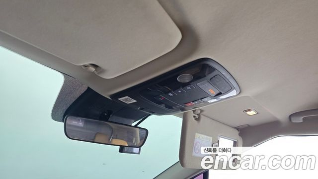 Kia Carnival (IV) Diesel 9-Seater Prestige 2023 — фото 33