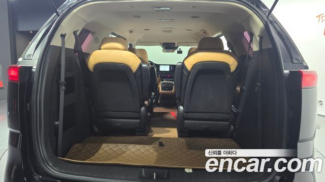 Kia Carnival (IV) Diesel 9-Seater Prestige 2023 — фото 36