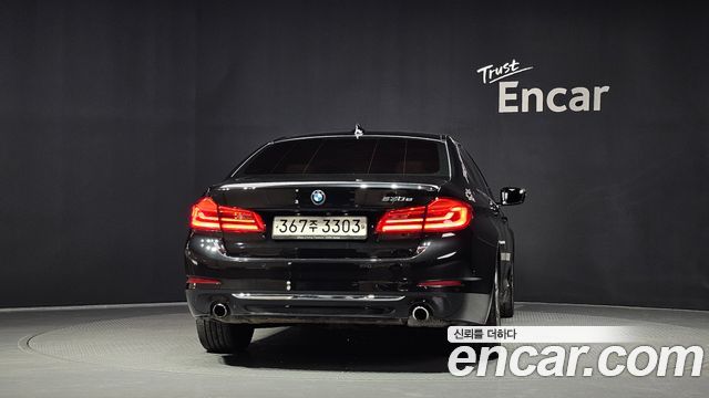 BMW 5 Series (G30) 530e Luxury 2020 — фото 4