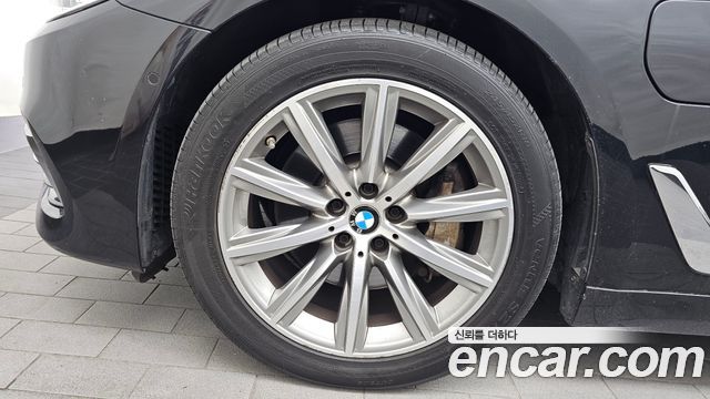 BMW 5 Series (G30) 530e Luxury 2020 — фото 5