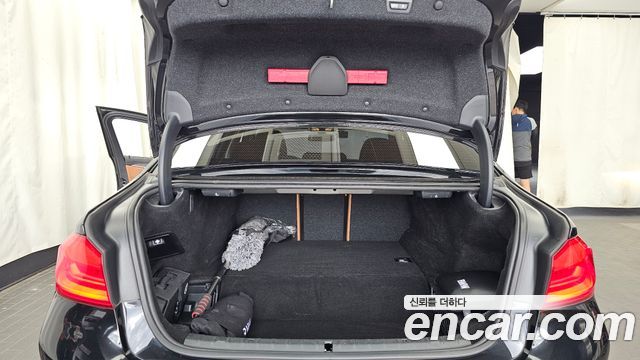 BMW 5 Series (G30) 530e Luxury 2020 — фото 33
