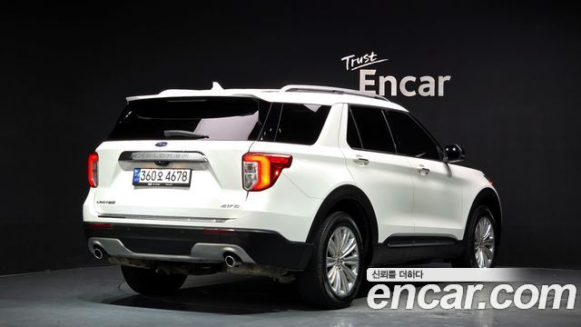 Ford Explorer (VI) 2.3 LimIted 4WD 2022 — фото 2