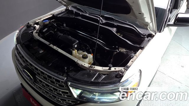 Ford Explorer (VI) 2.3 LimIted 4WD 2022 — фото 6