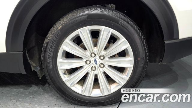 Ford Explorer (VI) 2.3 LimIted 4WD 2022 — фото 21