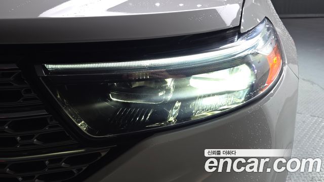 Ford Explorer (VI) 2.3 LimIted 4WD 2022 — фото 22