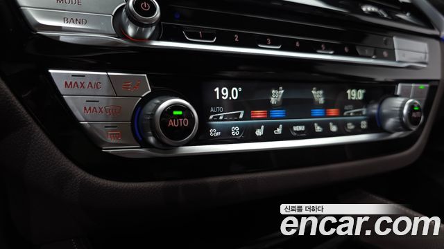 BMW 6 Series GT (G32) 630i xDrive M Sport 2023 — фото 35